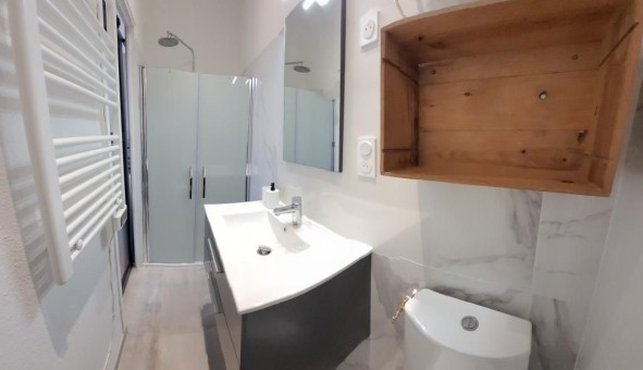 Logement �tudiant Studio &agrave; N�mes (30000)
