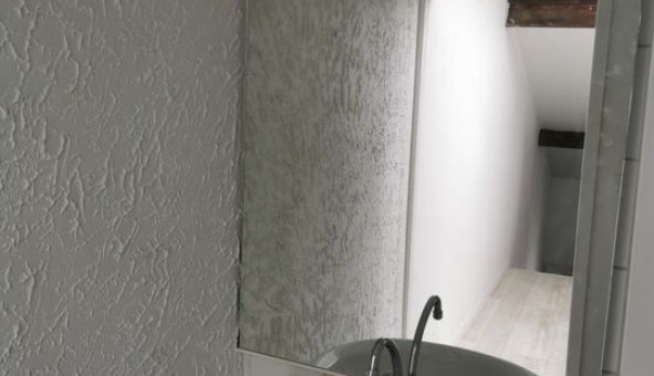 Logement �tudiant Studio &agrave; N�mes (30000)