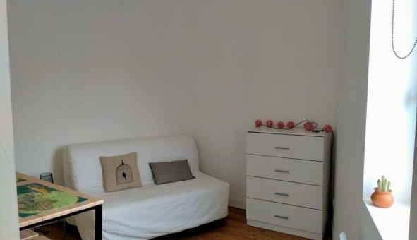 Logement �tudiant Studio &agrave; N�mes (30000)