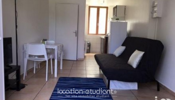 Logement étudiant Studio à Nogentel (02400)