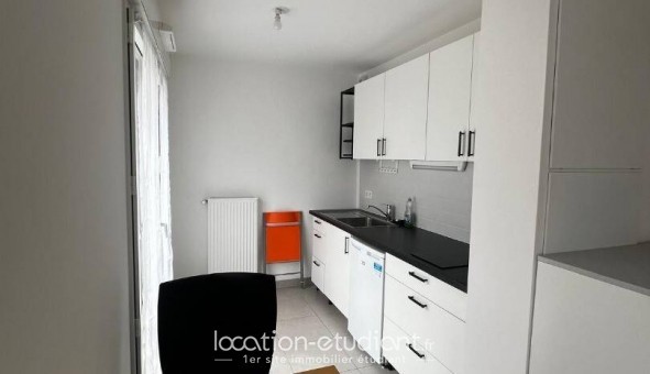 Logement tudiant Studio à Noisy le Grand (93160)