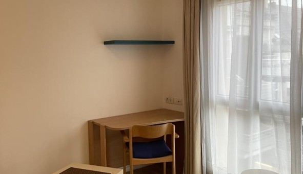 Logement �tudiant Studio &agrave; Noisy le Grand (93160)