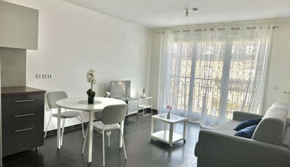 Logement �tudiant Studio &agrave; Noisy le Grand (93160)