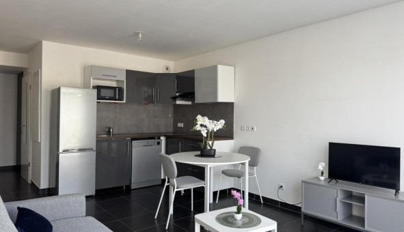 Logement �tudiant Studio &agrave; Noisy le Grand (93160)