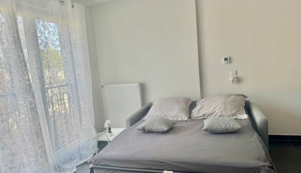Logement �tudiant Studio &agrave; Noisy le Grand (93160)