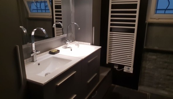 Logement �tudiant Studio &agrave; Noisy le Grand (93160)