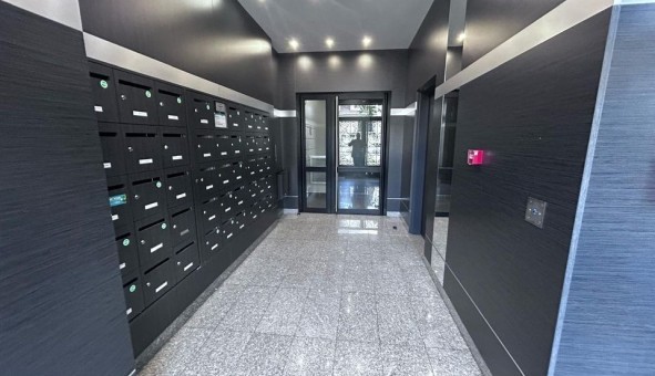 Logement �tudiant Studio &agrave; Noisy le Grand (93160)