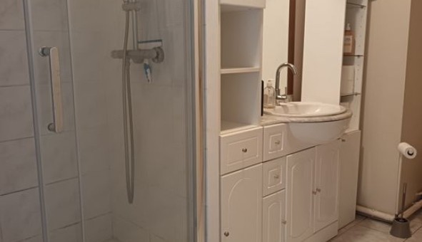 Logement �tudiant Studio &agrave; Noisy le Grand (93160)