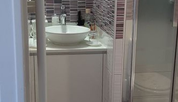 Logement �tudiant Studio &agrave; Noisy le Grand (93160)