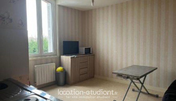 Logement tudiant Studio à Sainte Catherine de Fierbois (37800)