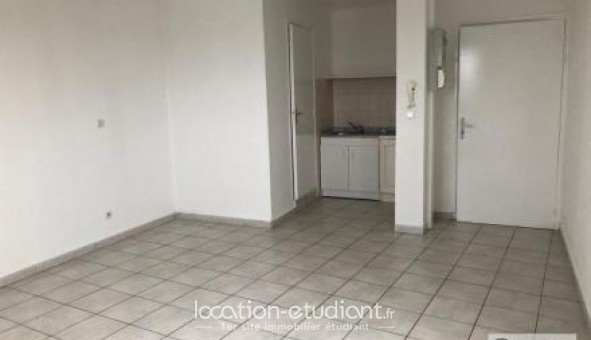 Logement tudiant Location Studio Vide Noyelles Godault (62950)