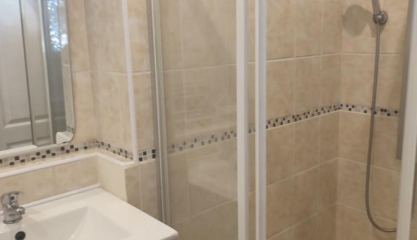 Logement tudiant Studio à Ollioules (83190)