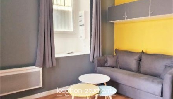 Logement tudiant Studio à Orange (84100)