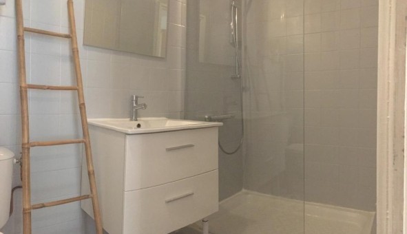 Logement tudiant Studio à Orange (84100)