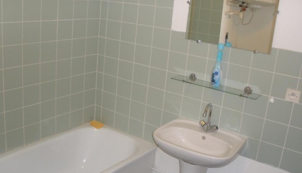 Logement tudiant Studio à Orlans (45100)
