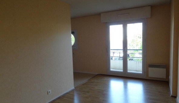 Logement tudiant Location Studio Vide Orlans (45100)