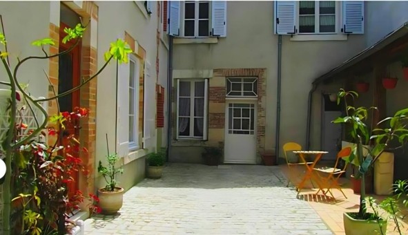 Logement tudiant Studio à Orlans (45100)