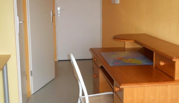 Logement tudiant Studio à Orlans (45100)