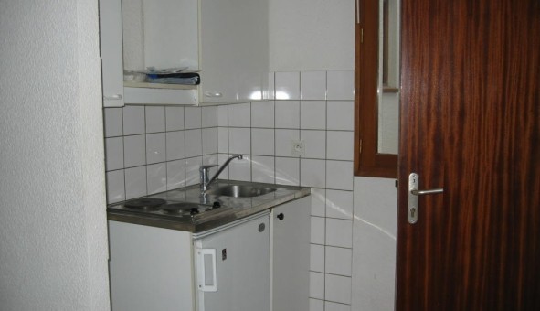 Logement tudiant Studio à Orlans (45100)