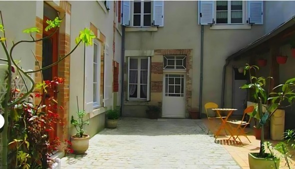 Logement tudiant Studio à Orlans (45100)