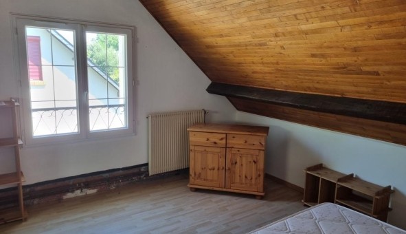 Logement tudiant Studio à Orlans (45100)