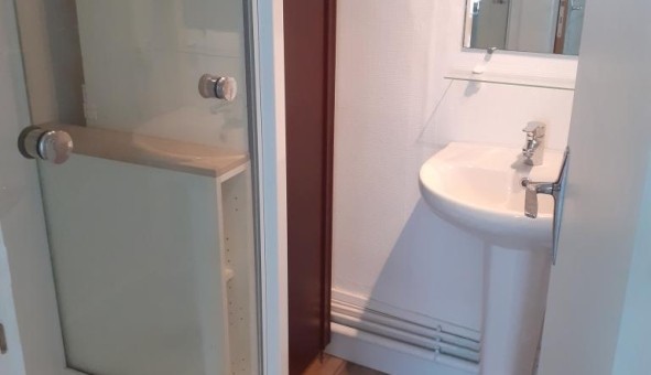 Logement tudiant Studio à Orlans (45100)