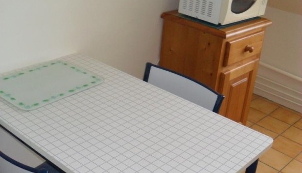 Logement tudiant Studio à Orlans (45100)