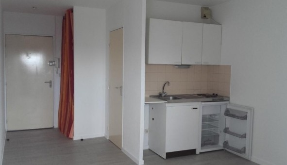 Logement tudiant Studio à Orlans (45100)