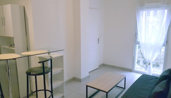 Logement tudiant Location Studio Vide Orlans (45100)