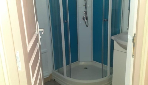 Logement étudiant Location Studio Vide Orly (94310)