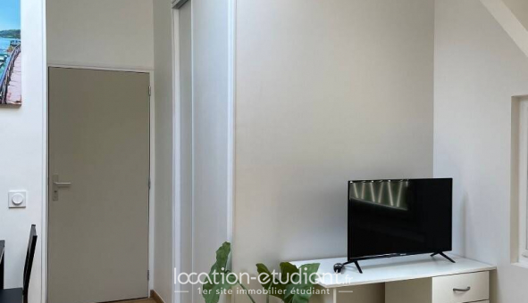 Logement tudiant Location Studio Meublé Orsay (91400)