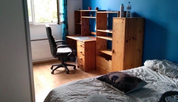 Logement étudiant Location Studio Vide Oullins (69600)