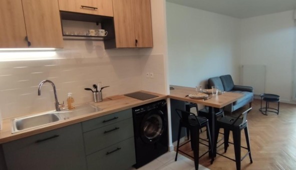 Logement tudiant Location Studio Vide Palaiseau (91120)