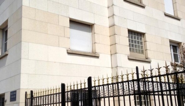 Logement étudiant Location Studio Vide Pantin (93500)