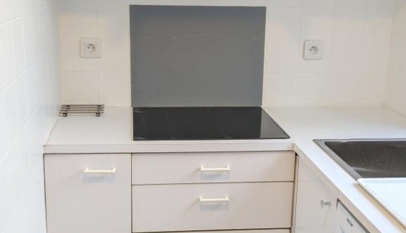 Logement étudiant Studio &agrave; Paris 03ème arrondissement (75003)