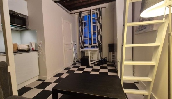 Logement tudiant Studio à Paris 04me arrondissement (75004)