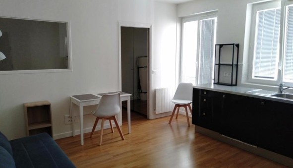 Logement tudiant Location Studio Vide Paris 07me arrondissement (75007)