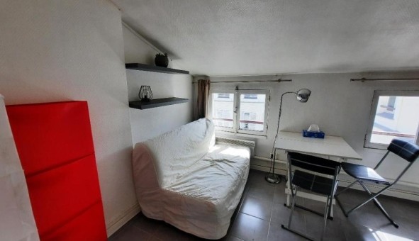 Logement tudiant Location Studio Vide Paris 08me arrondissement (75008)