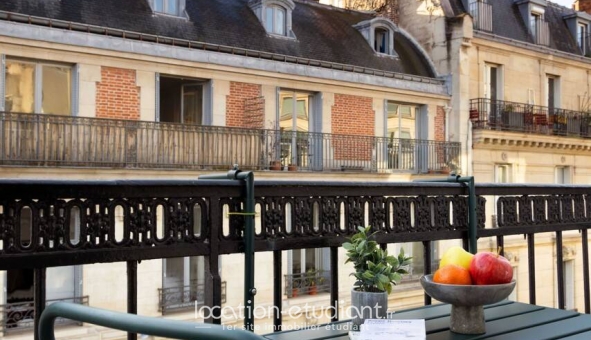 Logement étudiant Studio &agrave; Paris 08ème arrondissement (75008)