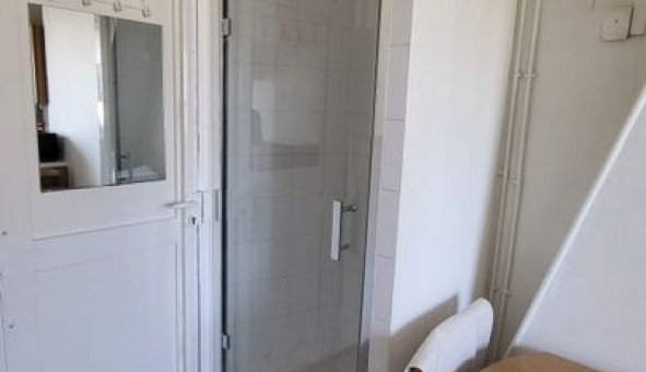Logement �tudiant Studio &agrave; Paris 08�me arrondissement (75008)