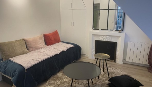 Logement tudiant Location Studio Vide Paris 09me arrondissement (75009)