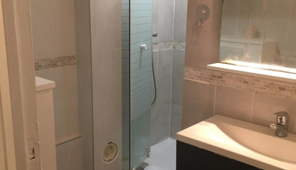 Logement �tudiant Studio &agrave; Paris 09�me arrondissement (75009)