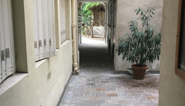 Logement �tudiant Studio &agrave; Paris 09�me arrondissement (75009)