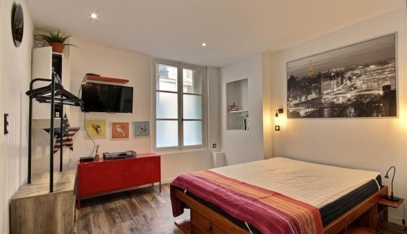Logement tudiant Studio à Paris 10me arrondissement (75010)