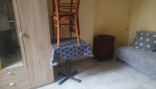 Logement tudiant Studio à Paris 10me arrondissement (75010)