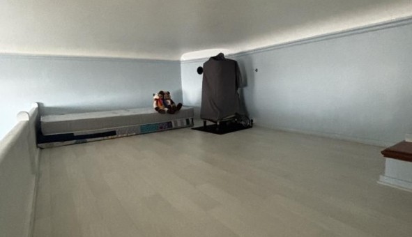 Logement tudiant Studio à Paris 10me arrondissement (75010)