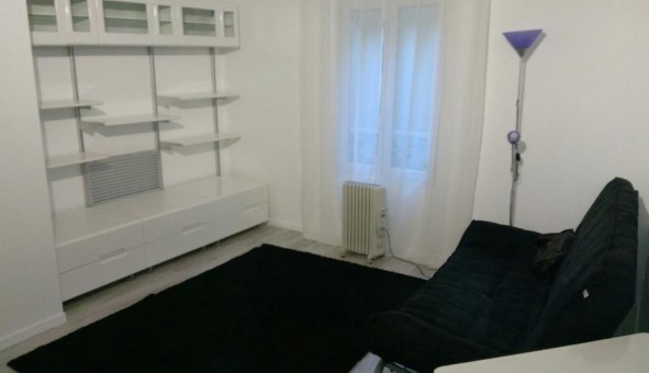 Logement tudiant Studio à Paris 10me arrondissement (75010)