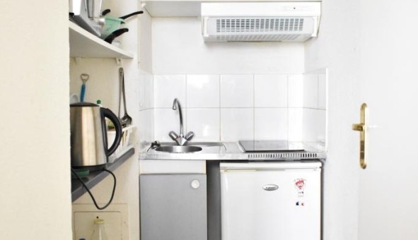 Logement tudiant Studio à Paris 10me arrondissement (75010)
