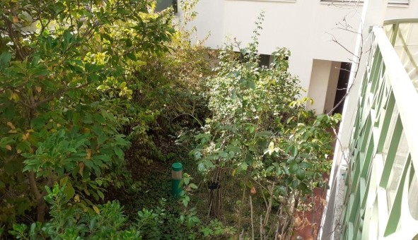 Logement tudiant Studio à Paris 10me arrondissement (75010)