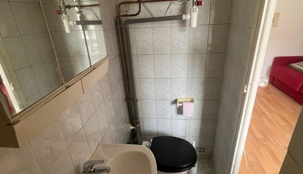 Logement tudiant Studio à Paris 10me arrondissement (75010)